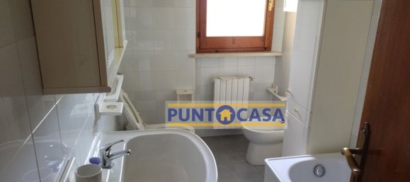 Apartamento de 4 divisões em Teramo, Italy N.º 186156 8
