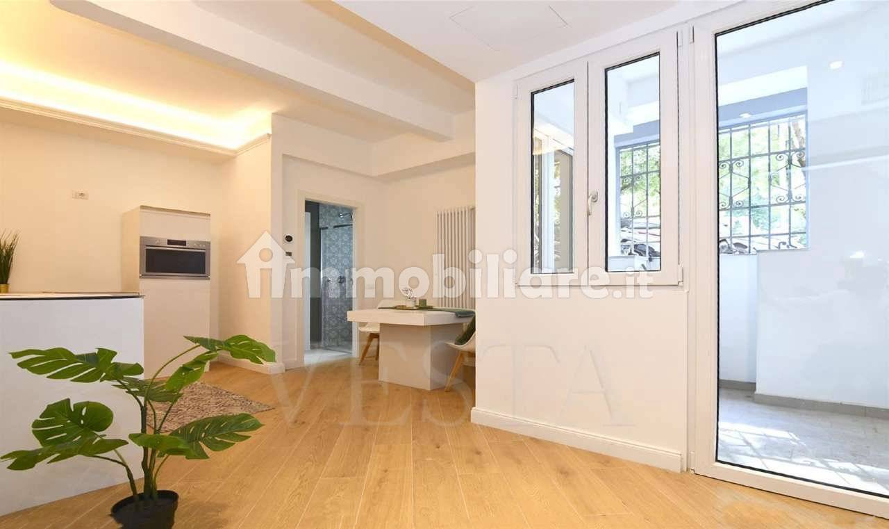 Квартира с 1 спальней в Милан, Италия № 327295