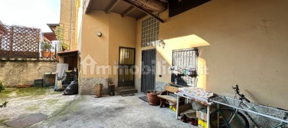 2 bedrooms Apartment in Veduggio con Colzano, Italy No. 283351 18