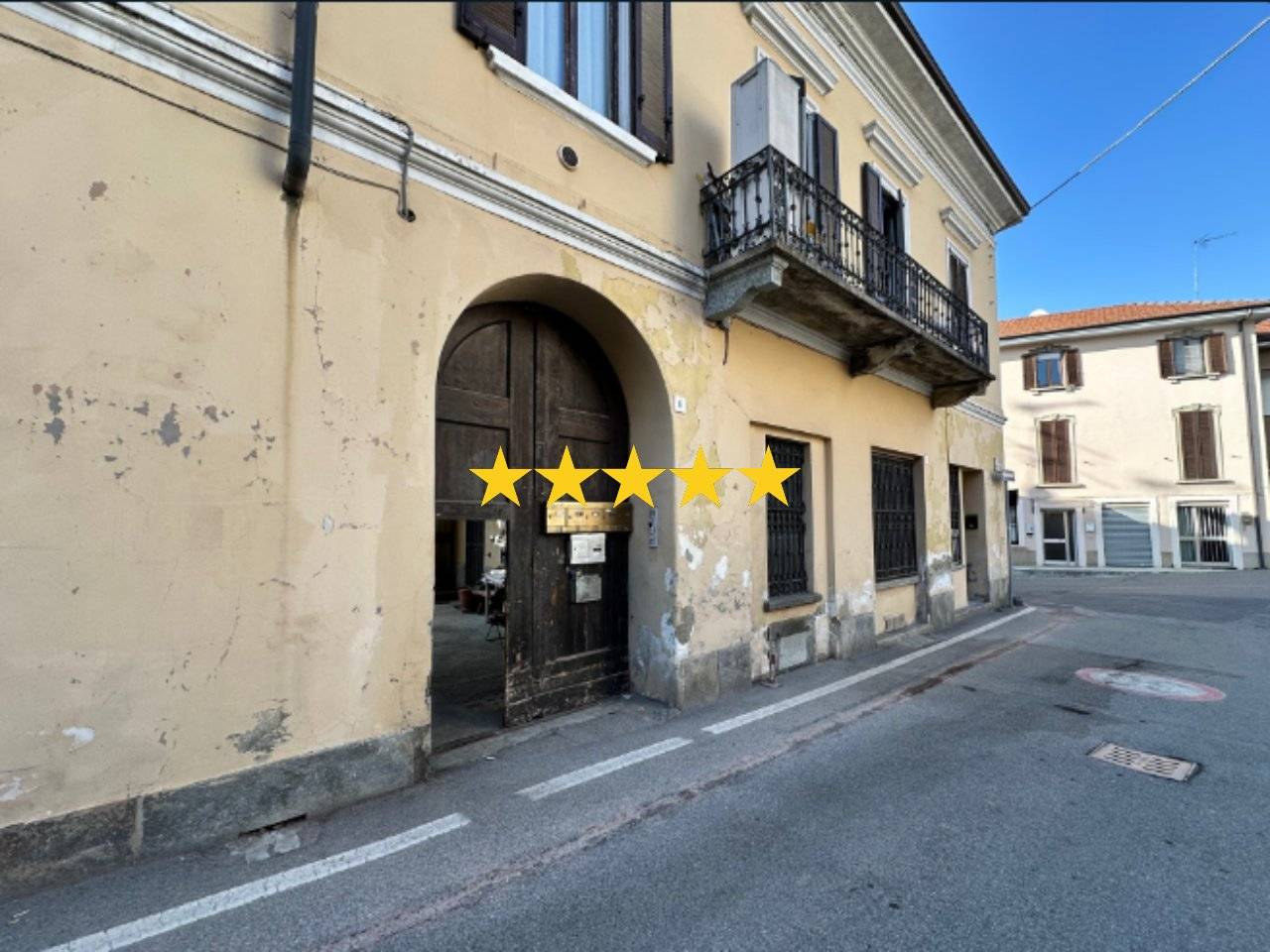 2 bedrooms Apartment in Veduggio con Colzano, Italy No. 283351