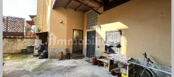 2 bedrooms Apartment in Veduggio con Colzano, Italy No. 283351 27