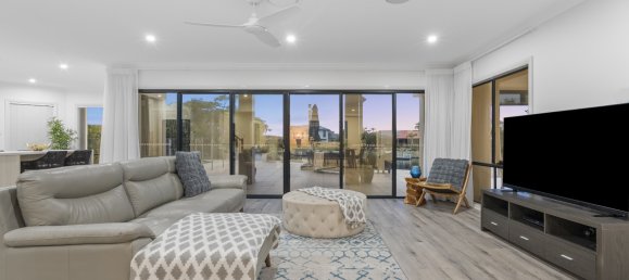 5 Schlafzimmer Haus in Helensvale, Australia, Nr. 618 4