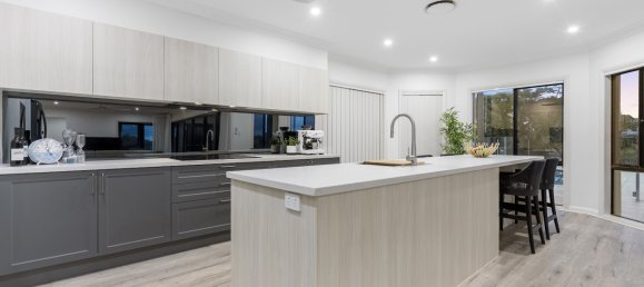 5 Schlafzimmer Haus in Helensvale, Australia, Nr. 618 9