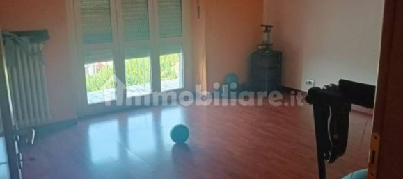 Apartamento de 2 dormitorios en Asti, Italy No. 339176 6