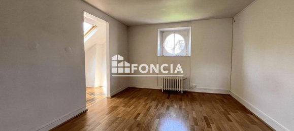 3 bedrooms House in Nanterre, France No. 288667 12