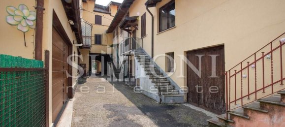 3 rooms Apartment in Varese, Italy No. 283233 7