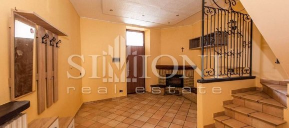 3 rooms Apartment in Varese, Italy No. 283233 10