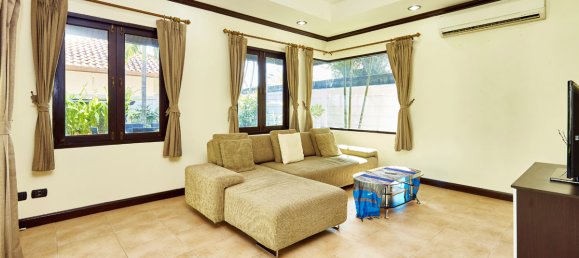 3 bedrooms Cafe / restaurant in Pattaya, Thailand No. 4340 9