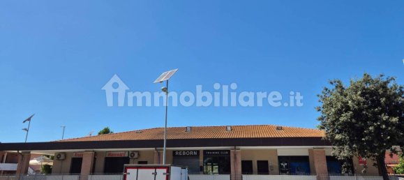 Propiedad comercial de 3 habitaciónes en Fiumicino, Italy No. 258573 7