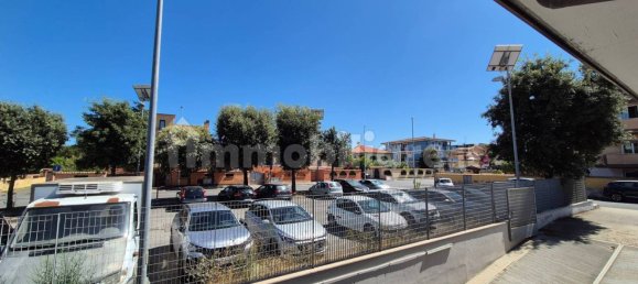 Propiedad comercial de 3 habitaciónes en Fiumicino, Italy No. 258573 20