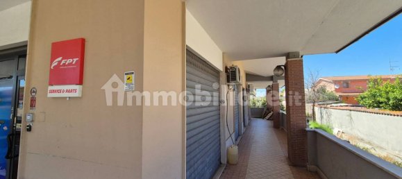 Propiedad comercial de 3 habitaciónes en Fiumicino, Italy No. 258573 11