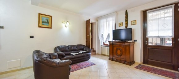 6 rooms Villa in Moncalieri, Italy No. 102564 9