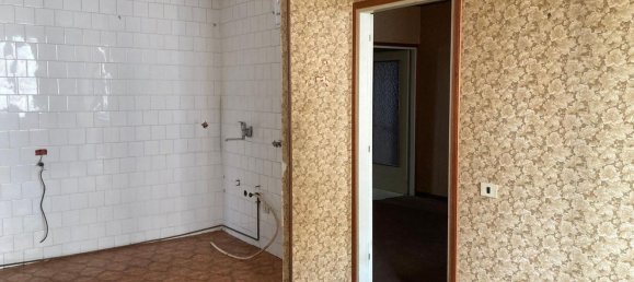 7غرفة شقة في Savona, Italy رقم 15619 22