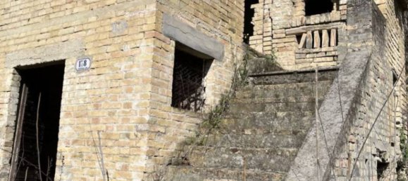 2 bedrooms House in Offida, Italy No. 81921 5