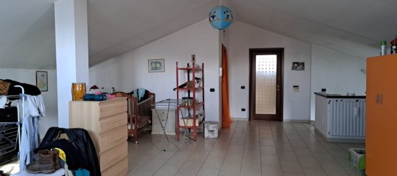 10غرفة فيلا في Orbassano, Italy رقم 49709 22