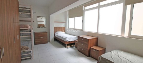 4 bedrooms Penthouse in Saint Julian's, Malta No. 3402 3