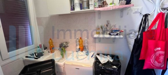 Imóvel comercial de 4 divisões em San Lazzaro di Savena, Italy N.º 163975 13