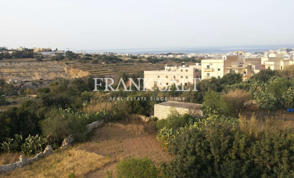 Apartamento T2 em San Gwann, Malta N.º 9559