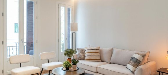 Apartamento de 3 dormitorios en Madrid, Spain No. 191649 32