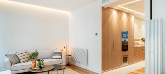 Apartamento de 3 dormitorios en Madrid, Spain No. 191649 23