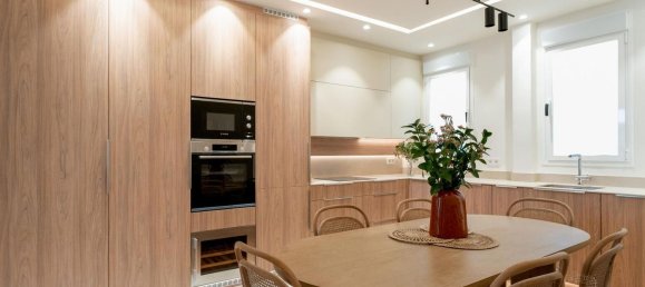 Apartamento de 3 dormitorios en Madrid, Spain No. 191649 17