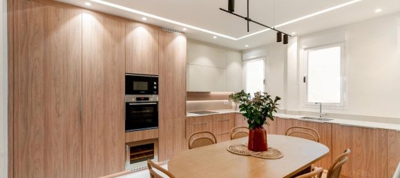 Apartamento de 3 dormitorios en Madrid, Spain No. 191649 16