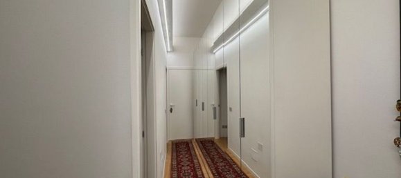 2 bedrooms Apartment in Milan, Italy No. 360740 18