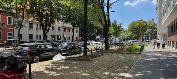 2 bedrooms Apartment in Milan, Italy No. 360740 2