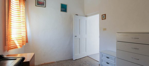 3 bedrooms Apartment in Toirano, Italy No. 380557 2