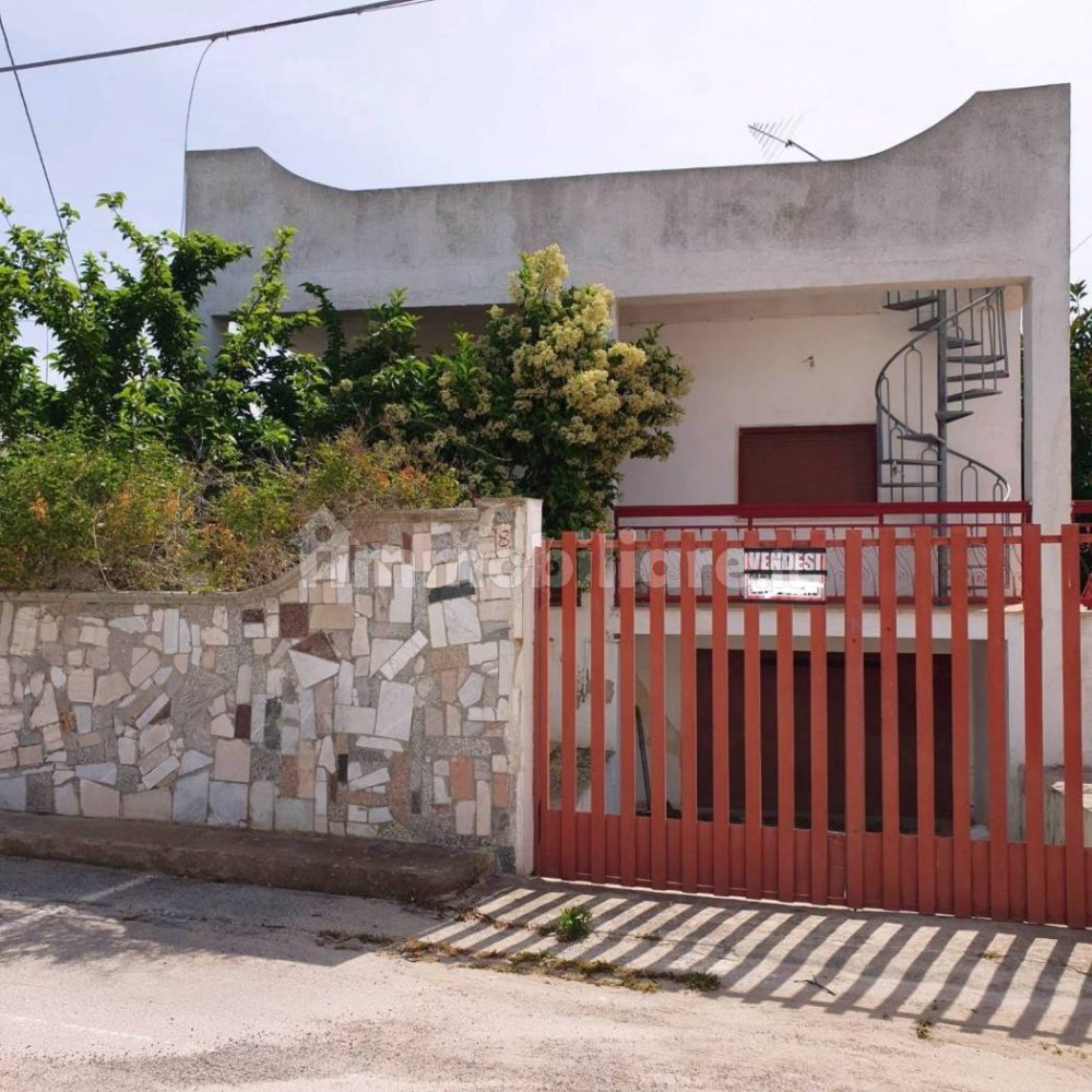 Квартира с 2 спальнями в Торричелла, Италия № 169545