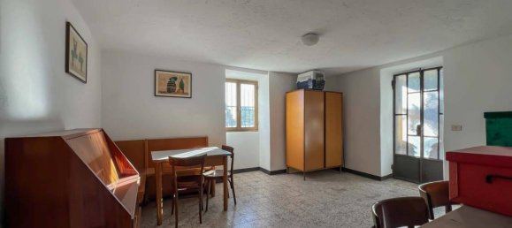 5 rooms Apartment in Como, Italy No. 33579 56