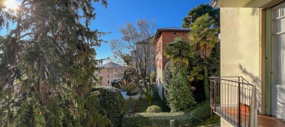 5 rooms Apartment in Como, Italy No. 33579 24