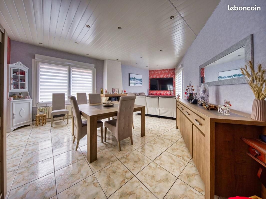 3 غرف نوم منزل في Neuville-Saint-Amand, France رقم 332943