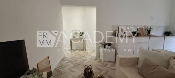2 rooms Apartment in Rome, Italy No. 16927 10