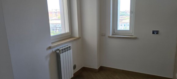 3 Schlafzimmer Wohnung in Rome, Italy, Nr. 155596 11