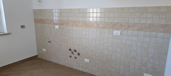 3 Schlafzimmer Wohnung in Rome, Italy, Nr. 155596 12