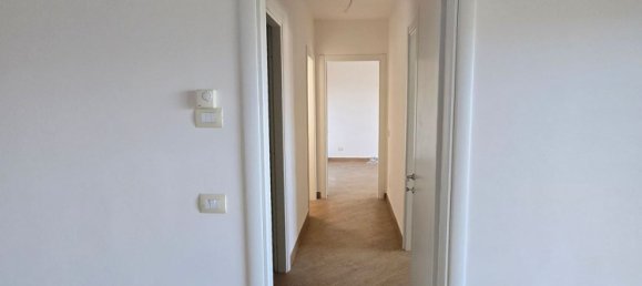 3 Schlafzimmer Wohnung in Rome, Italy, Nr. 155596 19