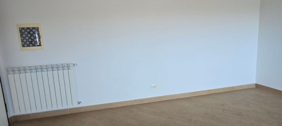 3 Schlafzimmer Wohnung in Rome, Italy, Nr. 155596 10