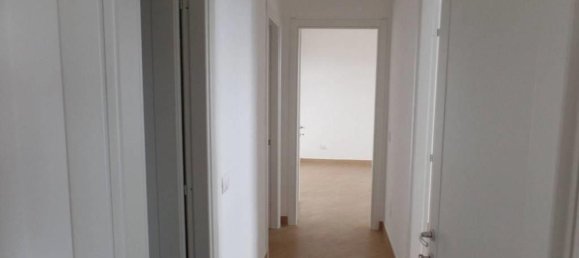 3 Schlafzimmer Wohnung in Rome, Italy, Nr. 155596 5