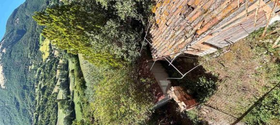 4 rooms House in Fiuminata, Italy No. 307584 3