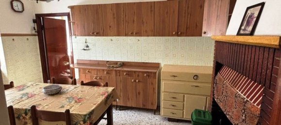 4 rooms House in Fiuminata, Italy No. 307584 16