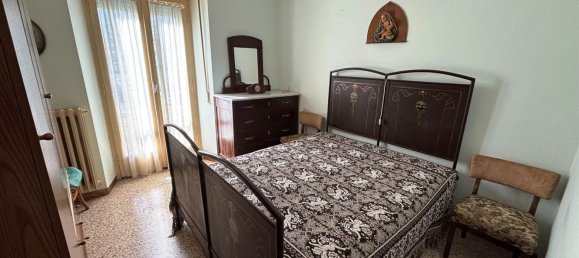 4 rooms House in Fiuminata, Italy No. 307584 7