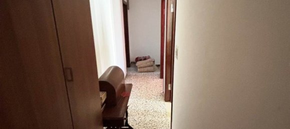4 rooms House in Fiuminata, Italy No. 307584 6