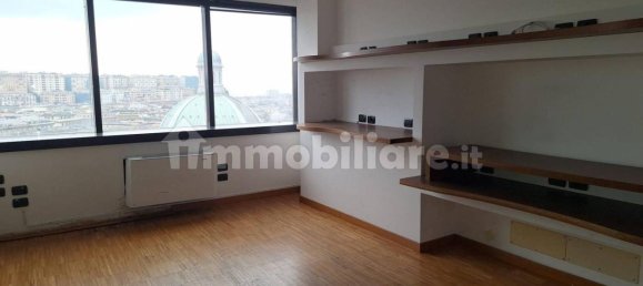 5-Zimmer Büro in Genoa, Italy, Nr. 105761 14