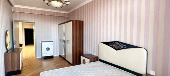 Apartamento de 3 dormitorios en Khatay, Azerbaijan No. 1952 2