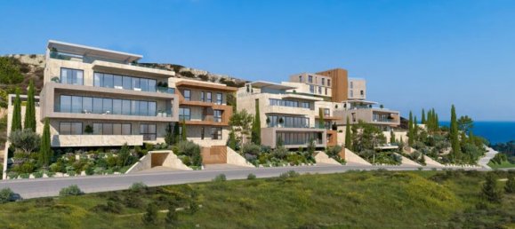 3 bedrooms Apartment in Limassol, Cyprus No. 13152 2