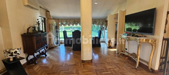 4 Schlafzimmer Villa in Rome, Italy, Nr. 322495 4