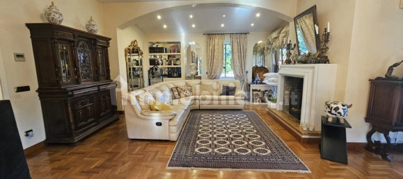 4 Schlafzimmer Villa in Rome, Italy, Nr. 322495 3