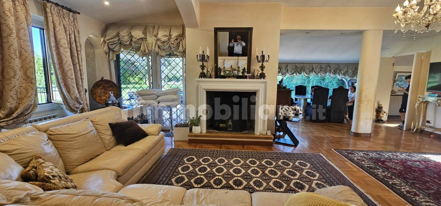 4 Schlafzimmer Villa in Rome, Italy, Nr. 322495