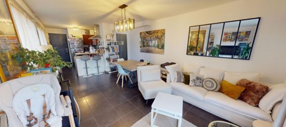 2 bedrooms Duplex in Reims, France No. 232730 3